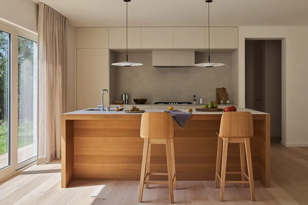 Keuken wrappen of spuiten: wat is het verschil?